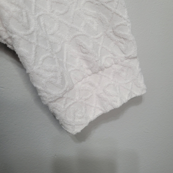 Victoria's Secret White Hoodie - Picture 16 of 16